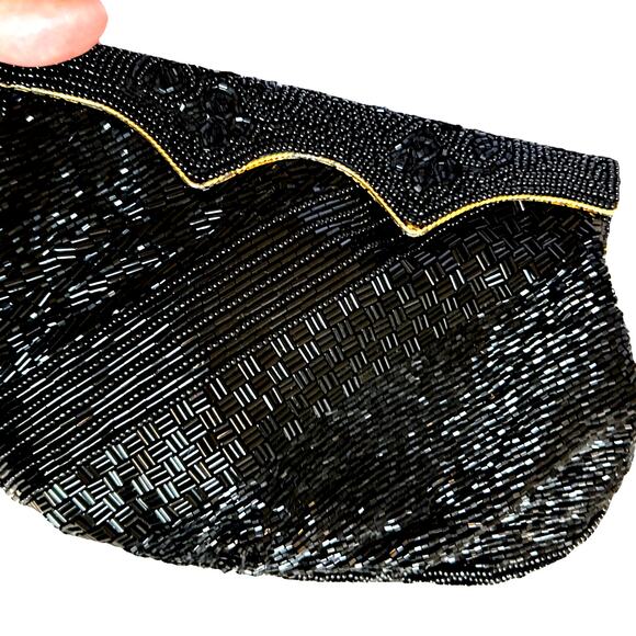 VTG BLACK Heavily BEADED EVENING purse gold trim clutch Bechamel CROSSBODY prom - Picture 1 of 15